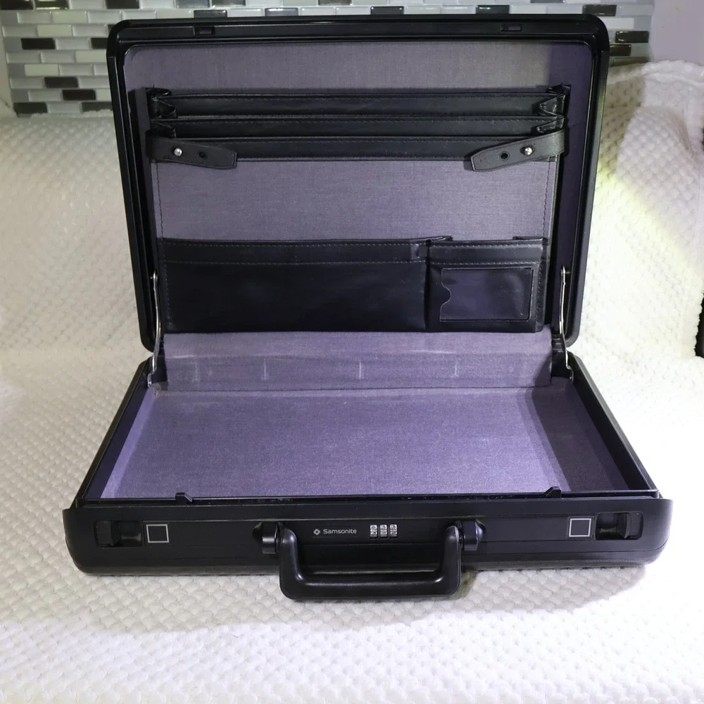 Samsonite 17.5